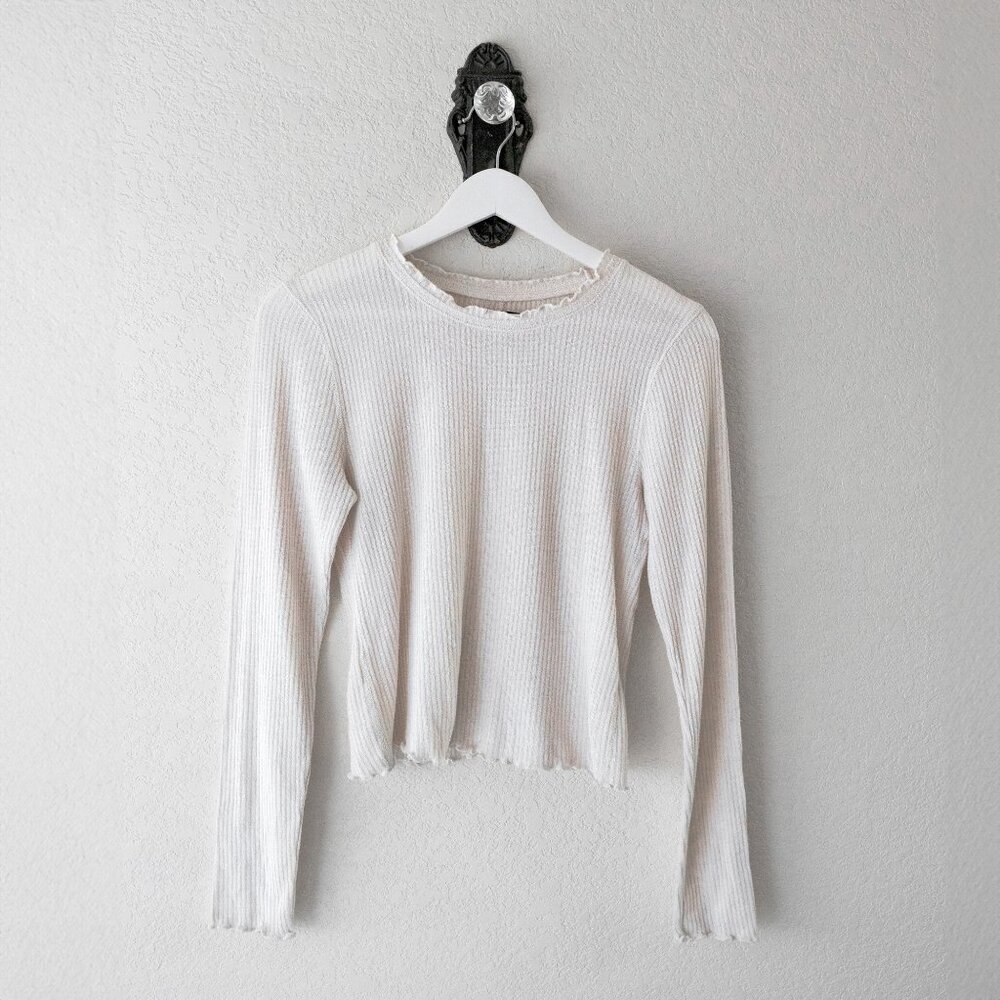 Abercrombie & Fitch Ribbed Knit Long Sleeve Top Size M |vory Cream Lettuce Hem